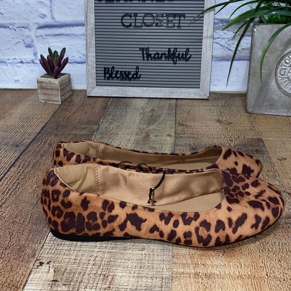 Lane Bryant Dream Cloud Round-Toe Flat - Leopard Print - Picture 6 of 10